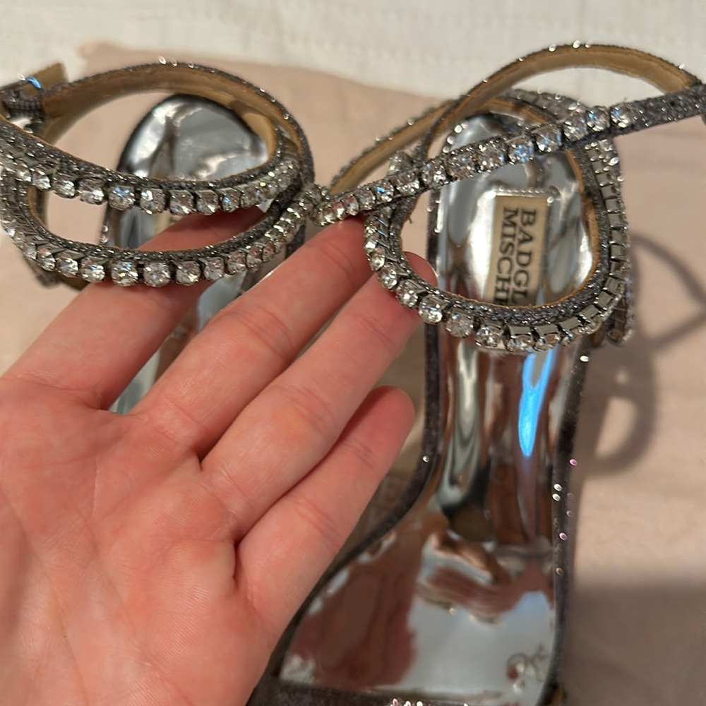 Badgley Mischka Heels - Picture 4 of 6